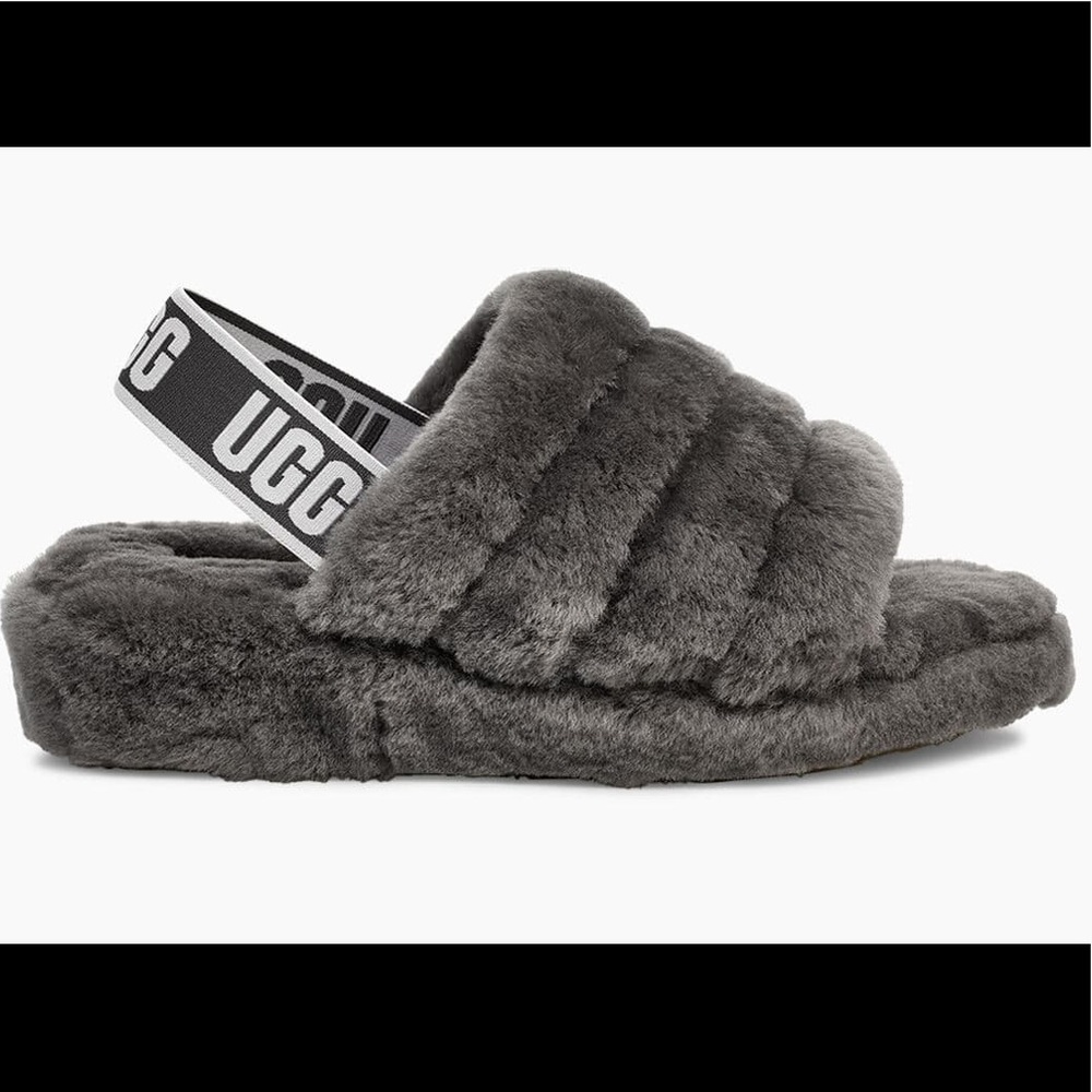 UGG slippers Grey size 8
